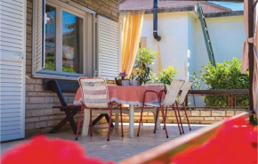 3 Bedroom Lovely Home In Vodice